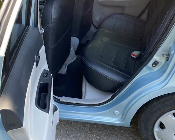 Серый Хендай Акцент, объемом двигателя 1.4 л и пробегом 220 тыс. км за 4000 $, фото 8 на Automoto.ua