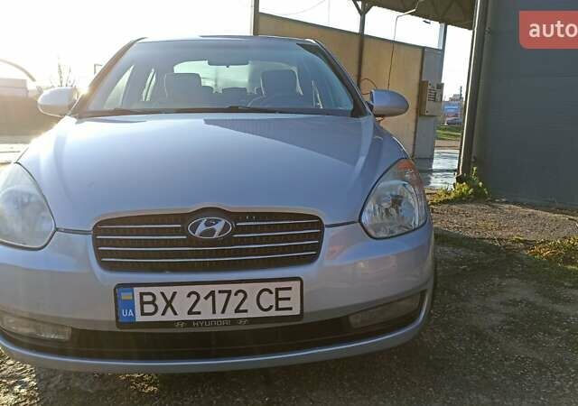 Серый Хендай Акцент, объемом двигателя 1.4 л и пробегом 228 тыс. км за 4400 $, фото 23 на Automoto.ua