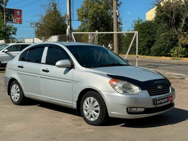 Сірий Хендай Акцент, об'ємом двигуна 1.4 л та пробігом 254 тис. км за 3990 $, фото 7 на Automoto.ua