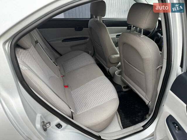 Сірий Хендай Акцент, об'ємом двигуна 1.4 л та пробігом 145 тис. км за 5500 $, фото 12 на Automoto.ua