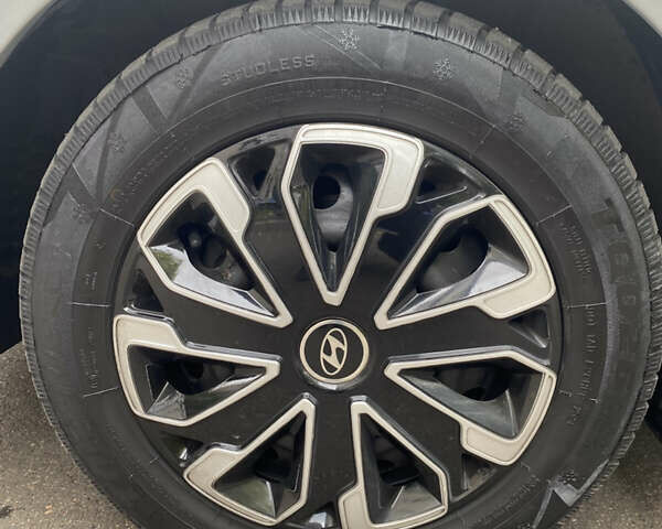 Хендай Акцент 2007 в Одессе на Automoto.ua Серый Хендай Акцент, объемом двигателя 1.4 л и пробегом 220 тыс. км за 5100 $, фото 12 на Automoto.ua