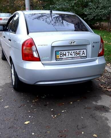 Хендай Акцент 2007 в Одессе на Automoto.ua Серый Хендай Акцент, объемом двигателя 1.4 л и пробегом 127 тыс. км за 5200 $, фото 5 на Automoto.ua