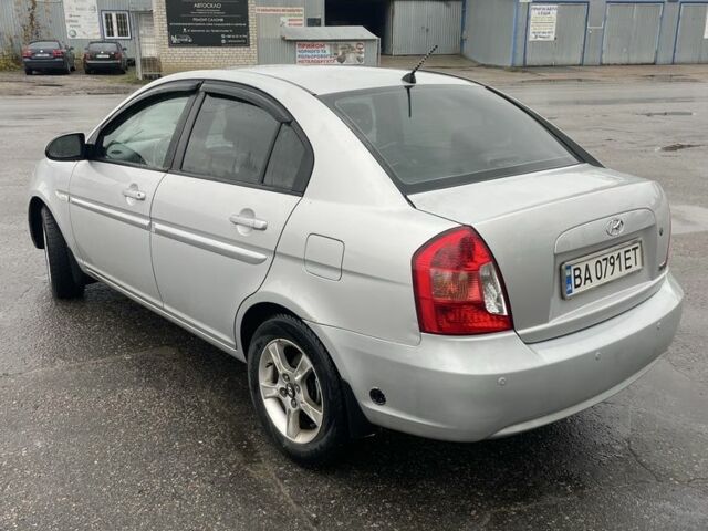 Хендай Акцент 2007 в Кременчуге на Automoto.ua Серый Хендай Акцент, объемом двигателя 1.6 л и пробегом 400 тыс. км за 3600 $, фото 4 на Automoto.ua