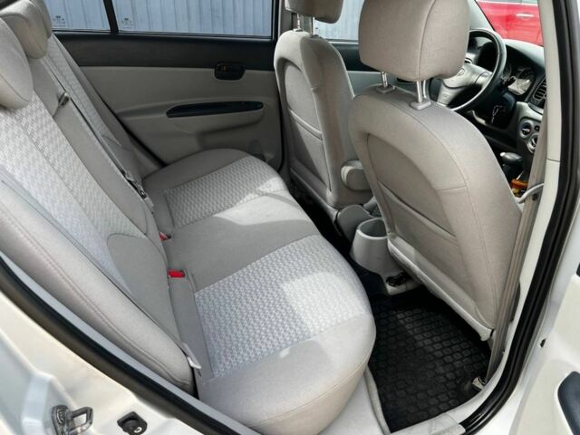 Хендай Акцент 2007 в Днепре (Днепропетровске) на Automoto.ua Серый Хендай Акцент, объемом двигателя 1.4 л и пробегом 145 тыс. км за 5699 $, фото 13 на Automoto.ua