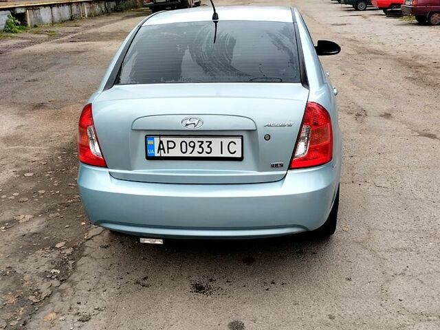 Сірий Хендай Акцент, об'ємом двигуна 1.6 л та пробігом 142 тис. км за 4700 $, фото 3 на Automoto.ua