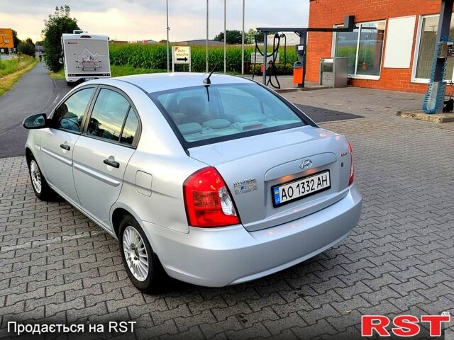 Серый Хендай Акцент, объемом двигателя 1.4 л и пробегом 240 тыс. км за 4100 $, фото 7 на Automoto.ua