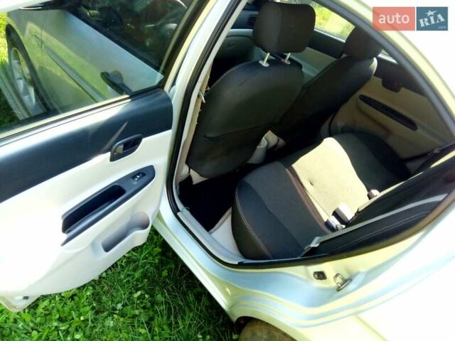 Сірий Хендай Акцент, об'ємом двигуна 1.49 л та пробігом 218 тис. км за 4300 $, фото 2 на Automoto.ua
