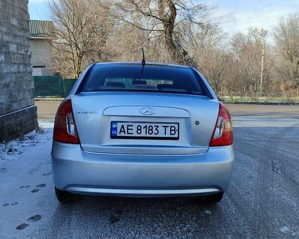 Сірий Хендай Акцент, об'ємом двигуна 1.4 л та пробігом 230 тис. км за 4700 $, фото 6 на Automoto.ua