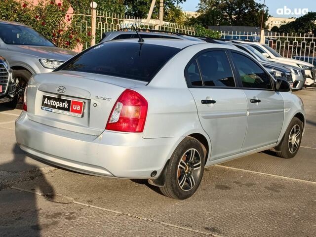 Серый Хендай Акцент, объемом двигателя 1.4 л и пробегом 158 тыс. км за 5890 $, фото 6 на Automoto.ua