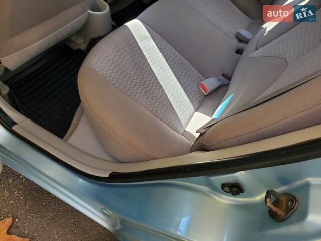 Серый Хендай Акцент, объемом двигателя 1.4 л и пробегом 138 тыс. км за 4900 $, фото 9 на Automoto.ua