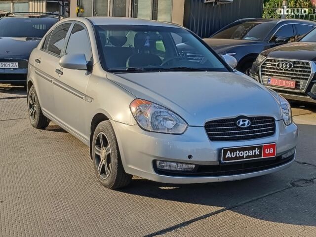 Серый Хендай Акцент, объемом двигателя 1.4 л и пробегом 158 тыс. км за 5890 $, фото 4 на Automoto.ua