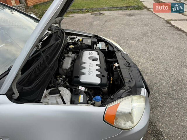 Сірий Хендай Акцент, об'ємом двигуна 1.6 л та пробігом 177 тис. км за 5900 $, фото 21 на Automoto.ua