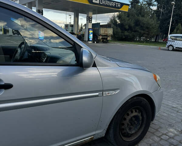 Хендай Акцент 2007 у Івано-Франківську на Automoto.ua Сірий Хендай Акцент, об'ємом двигуна 1.6 л та пробігом 301 тис. км за 3500 $, фото 7 на Automoto.ua