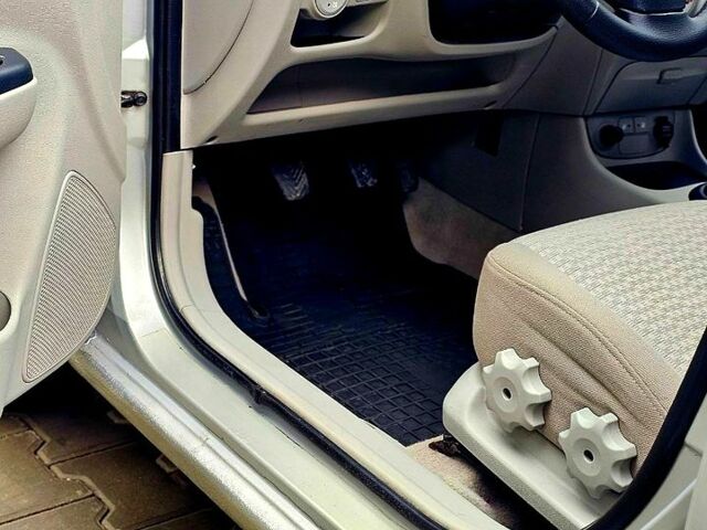 Хендай Акцент 2007 у Дніпро (Дніпропетровську) на Automoto.ua Сірий Хендай Акцент, об'ємом двигуна 1.4 л та пробігом 159 тис. км за 4850 $, фото 6 на Automoto.ua