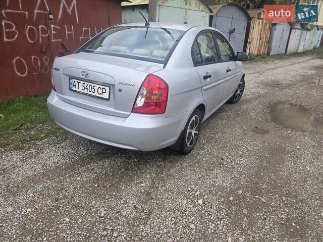 Сірий Хендай Акцент, об'ємом двигуна 1.4 л та пробігом 206 тис. км за 4000 $, фото 4 на Automoto.ua