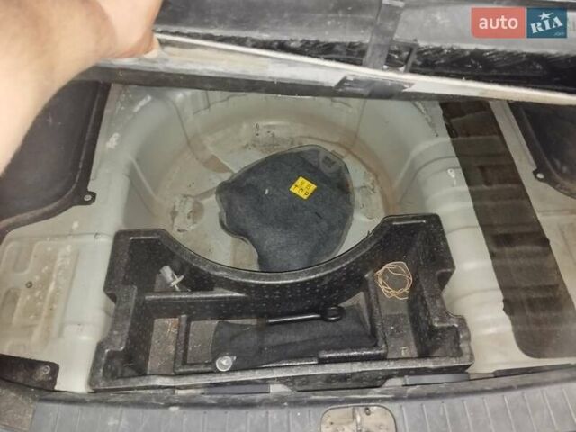 Серый Хендай Акцент, объемом двигателя 1.5 л и пробегом 180 тыс. км за 2500 $, фото 20 на Automoto.ua