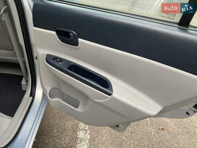 Хендай Акцент 2007 в Одессе на Automoto.ua Серый Хендай Акцент, объемом двигателя 1.4 л и пробегом 220 тыс. км за 5100 $, фото 13 на Automoto.ua