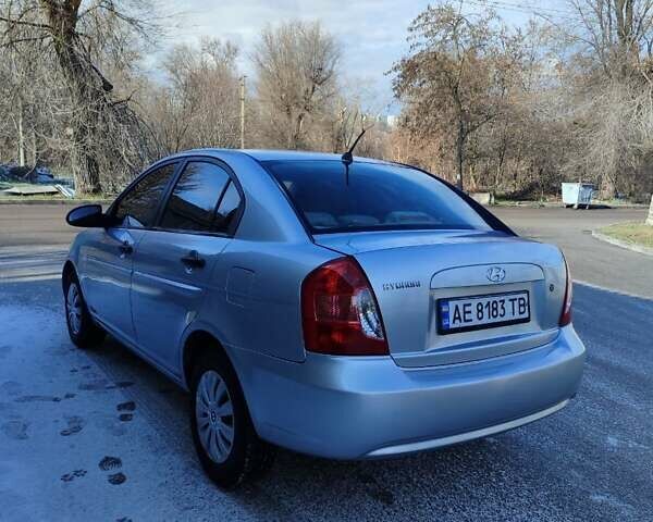 Сірий Хендай Акцент, об'ємом двигуна 1.4 л та пробігом 230 тис. км за 4700 $, фото 4 на Automoto.ua