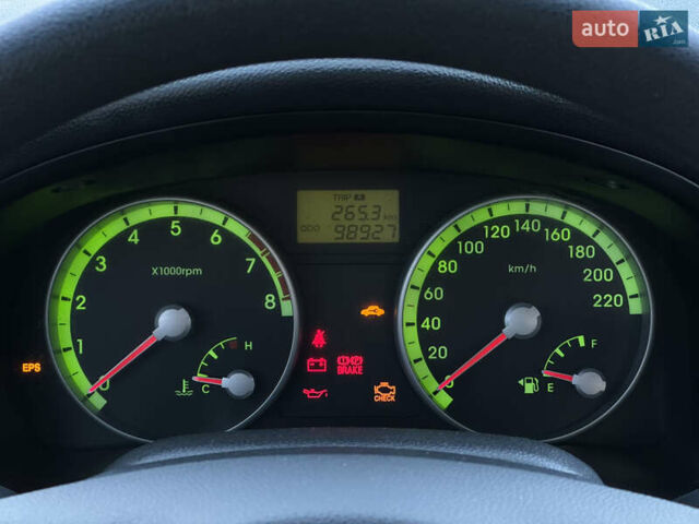 Серый Хендай Акцент, объемом двигателя 1.4 л и пробегом 98 тыс. км за 4899 $, фото 30 на Automoto.ua