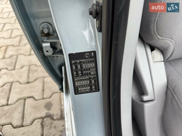 Серый Хендай Акцент, объемом двигателя 1.6 л и пробегом 211 тыс. км за 5200 $, фото 26 на Automoto.ua