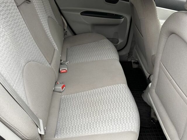 Серый Хендай Акцент, объемом двигателя 1.4 л и пробегом 327 тыс. км за 4500 $, фото 19 на Automoto.ua