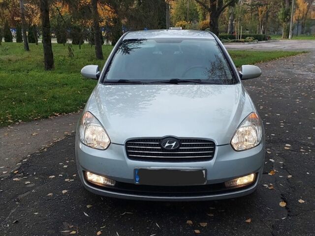 Сірий Хендай Акцент, об'ємом двигуна 1.4 л та пробігом 192 тис. км за 5000 $, фото 2 на Automoto.ua