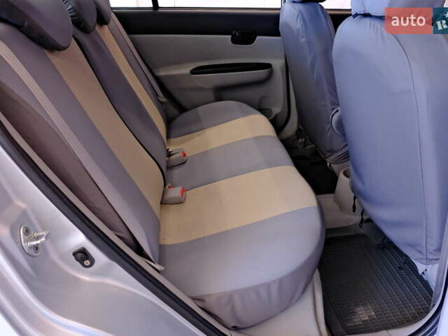 Серый Хендай Акцент, объемом двигателя 1.6 л и пробегом 55 тыс. км за 6900 $, фото 44 на Automoto.ua