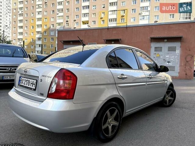 Сірий Хендай Акцент, об'ємом двигуна 1.5 л та пробігом 223 тис. км за 4800 $, фото 1 на Automoto.ua