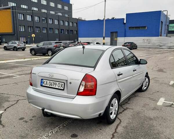 Сірий Хендай Акцент, об'ємом двигуна 1.4 л та пробігом 306 тис. км за 4499 $, фото 13 на Automoto.ua