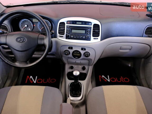 Серый Хендай Акцент, объемом двигателя 1.6 л и пробегом 55 тыс. км за 6900 $, фото 51 на Automoto.ua