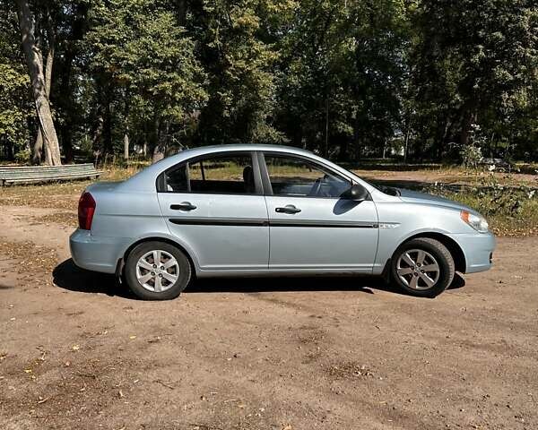 Сірий Хендай Акцент, об'ємом двигуна 1.4 л та пробігом 237 тис. км за 4600 $, фото 9 на Automoto.ua
