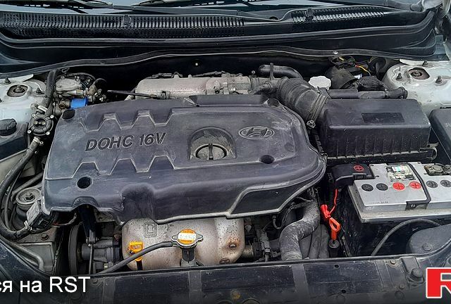 Сірий Хендай Акцент, об'ємом двигуна 1.6 л та пробігом 177 тис. км за 5449 $, фото 6 на Automoto.ua