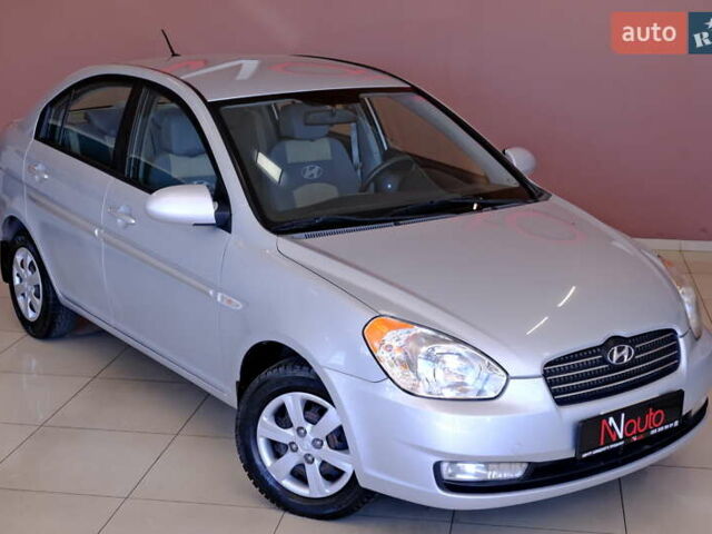 Серый Хендай Акцент, объемом двигателя 1.6 л и пробегом 55 тыс. км за 6900 $, фото 8 на Automoto.ua
