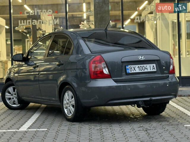 Серый Хендай Акцент, объемом двигателя 1.5 л и пробегом 155 тыс. км за 5200 $, фото 15 на Automoto.ua