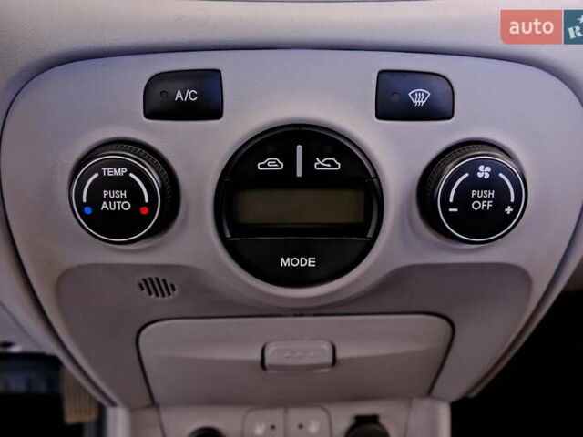 Серый Хендай Акцент, объемом двигателя 1.6 л и пробегом 55 тыс. км за 6900 $, фото 27 на Automoto.ua