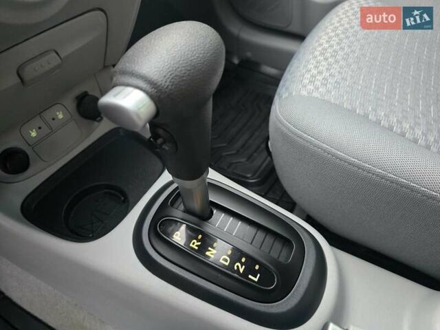 Серый Хендай Акцент, объемом двигателя 1.4 л и пробегом 82 тыс. км за 6600 $, фото 26 на Automoto.ua