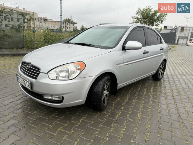 Серый Хендай Акцент, объемом двигателя 1.49 л и пробегом 190 тыс. км за 6200 $, фото 7 на Automoto.ua