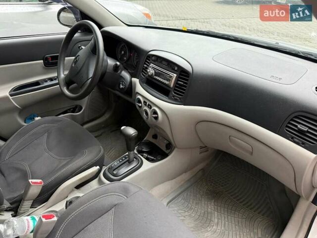 Сірий Хендай Акцент, об'ємом двигуна 1.4 л та пробігом 73 тис. км за 5900 $, фото 4 на Automoto.ua
