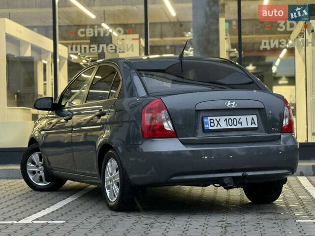 Серый Хендай Акцент, объемом двигателя 1.5 л и пробегом 155 тыс. км за 5200 $, фото 17 на Automoto.ua