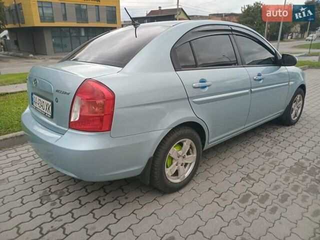 Сірий Хендай Акцент, об'ємом двигуна 1.4 л та пробігом 213 тис. км за 4750 $, фото 2 на Automoto.ua