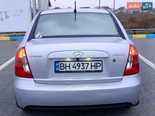 Серый Хендай Акцент, объемом двигателя 1.4 л и пробегом 186 тыс. км за 5000 $, фото 14 на Automoto.ua