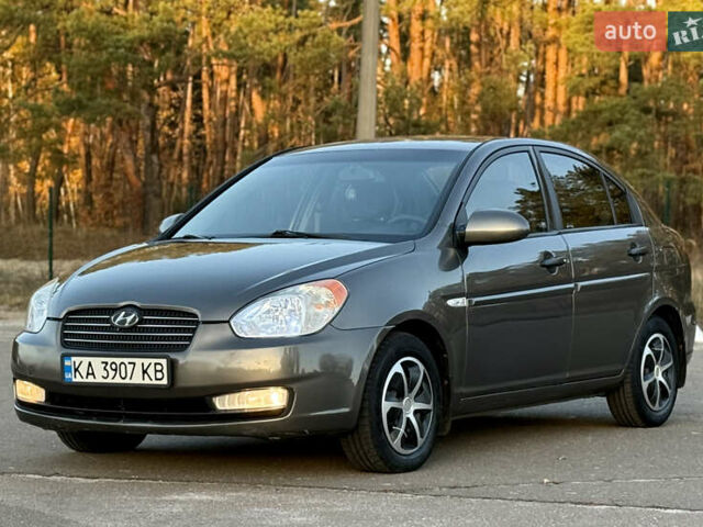 Сірий Хендай Акцент, об'ємом двигуна 1.4 л та пробігом 138 тис. км за 5600 $, фото 9 на Automoto.ua