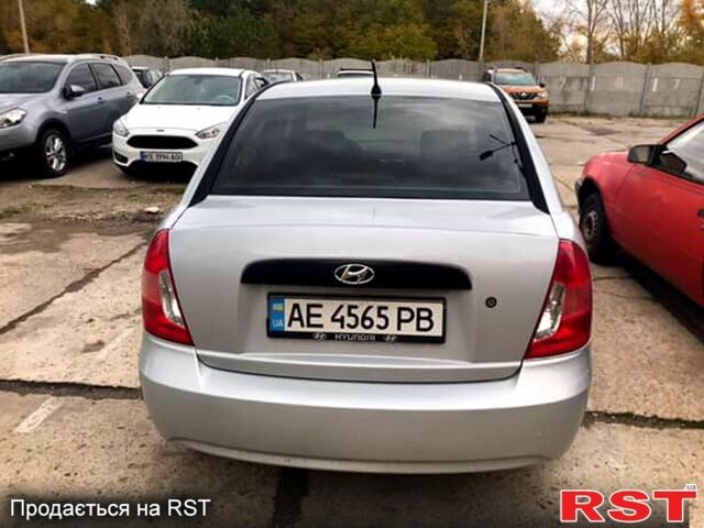 Серый Хендай Акцент, объемом двигателя 1.4 л и пробегом 0 тыс. км за 3500 $, фото 3 на Automoto.ua