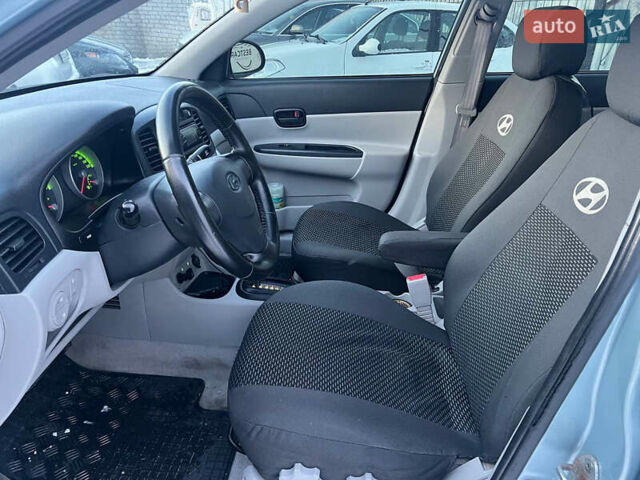 Сірий Хендай Акцент, об'ємом двигуна 1.4 л та пробігом 148 тис. км за 5999 $, фото 9 на Automoto.ua