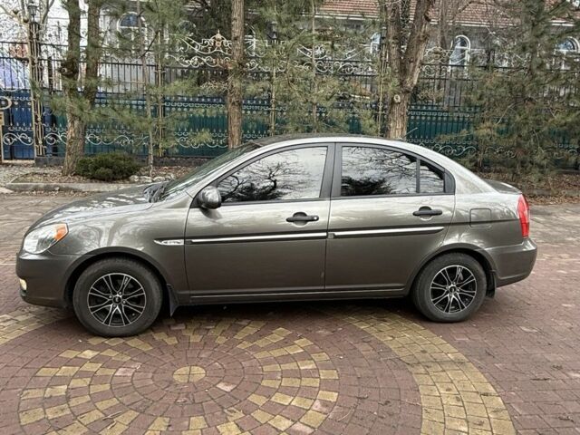 Сірий Хендай Акцент, об'ємом двигуна 1.4 л та пробігом 109 тис. км за 4900 $, фото 3 на Automoto.ua