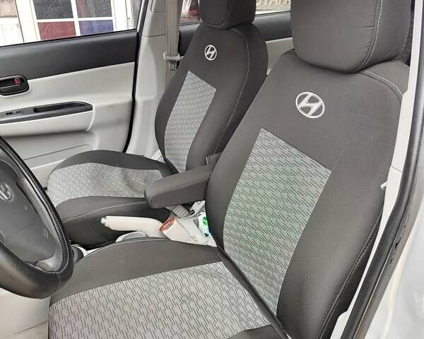 Сірий Хендай Акцент, об'ємом двигуна 1.4 л та пробігом 134 тис. км за 6200 $, фото 4 на Automoto.ua