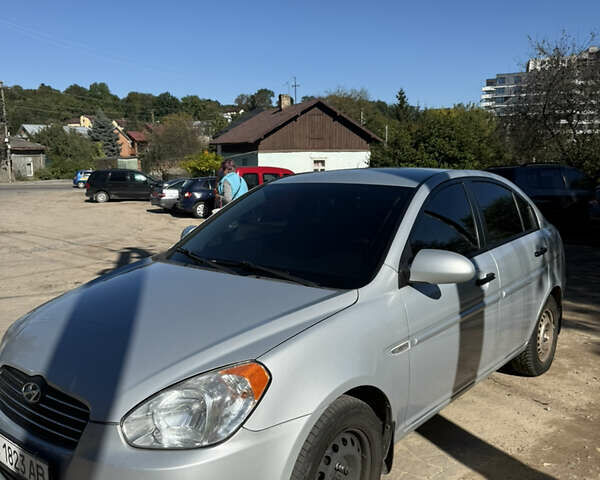 Сірий Хендай Акцент, об'ємом двигуна 1.4 л та пробігом 116 тис. км за 5500 $, фото 1 на Automoto.ua