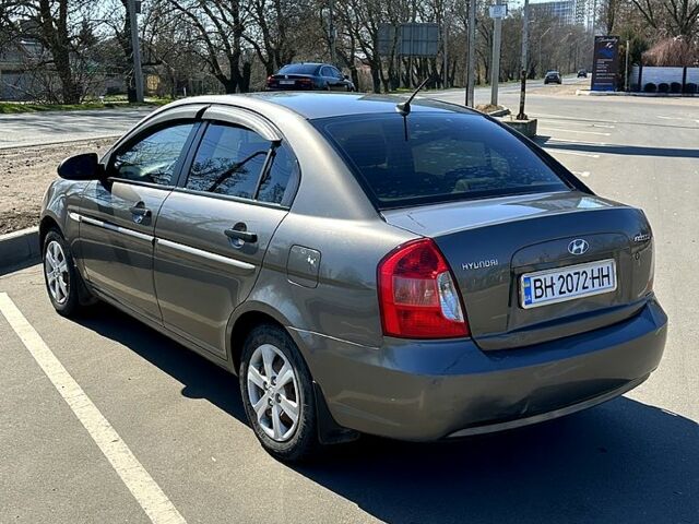 Сірий Хендай Акцент, об'ємом двигуна 1.4 л та пробігом 146 тис. км за 5400 $, фото 4 на Automoto.ua
