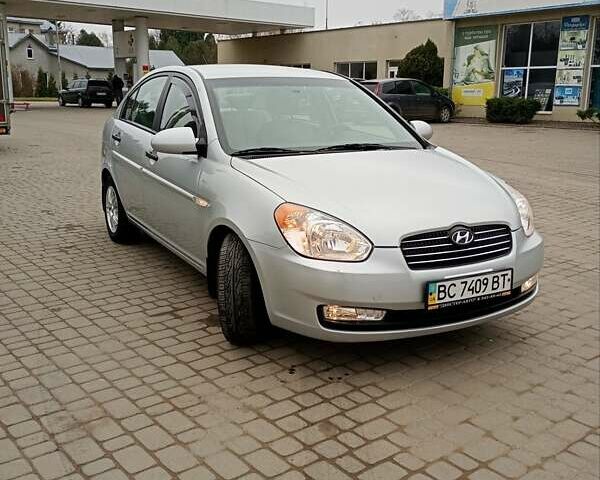 Серый Хендай Акцент, объемом двигателя 1.4 л и пробегом 73 тыс. км за 6600 $, фото 6 на Automoto.ua