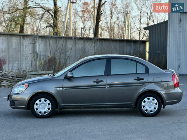 Серый Хендай Акцент, объемом двигателя 1.4 л и пробегом 98 тыс. км за 4899 $, фото 7 на Automoto.ua